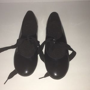 Tap shoes